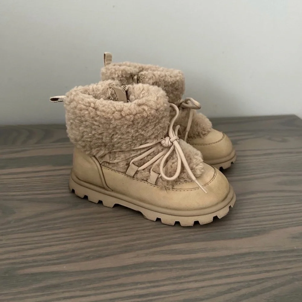 ZARA TODDLER GIRL FAUX FUR BOOTS